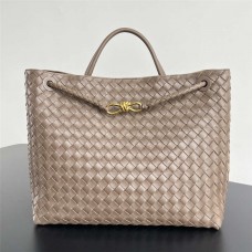 BV Andiamo 743575   Size 45x22x34   2025 new 