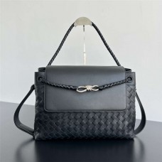 BV Andiamo  807715  Size 37x26x13   2025 new 
