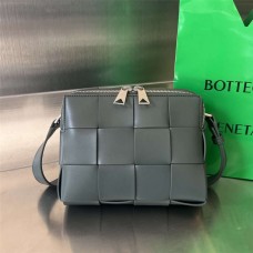 BV 730027  Size 20x15x5cm 2025 new 