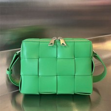 BV 730027  Size 20x15x5cm 2025 new 