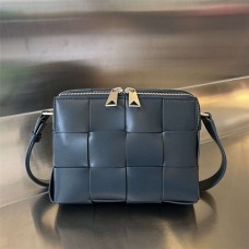 BV 730027  Size 20x15x5cm 2025 new 