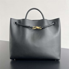 BV Andiamo 806010  Size 42x35x18cm 2025 new 