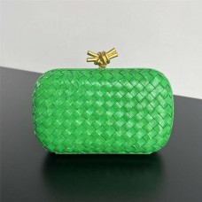 BV Knot  717622  Size 20x12x5.5cm 2025 new 