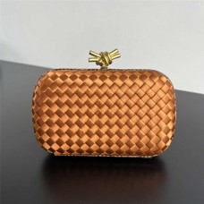 BV Knot  717622  Size 20x12x5.5cm 2025 new 