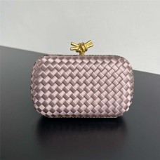 BV Knot  717622  Size 20x12x5.5cm 2025 new 