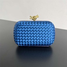 BV Knot  717622  Size 20x12x5.5cm 2025 new 