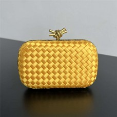 BV Knot  717622  Size 20x12x5.5cm 2025 new 