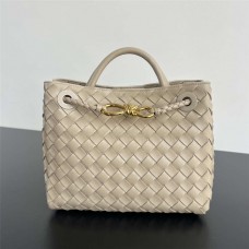BV Andiamo  743568    Size 25x22x10.5cm 2025 new 