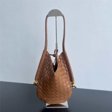 BV 740898     Size 30x26x2cm 2025 new 