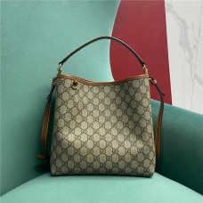 Gucci GG Emblem Model 815103  Size 25 x 25x 15.5cm 2025 new 