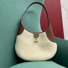Gucci Loro Piana  Model LP1   Size 30x7x20 2025 new 