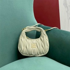 Miumiu hobo Wander Matelassé  Model M010  Size 18x6x12cm 2025 new 