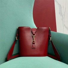 Gucci  Model 782908  Size 18.5 x 20.5x 12.5cm 2025 new 
