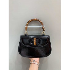 Gucci bamboo Model  675797 Size 21x15x7cm 2025 new 