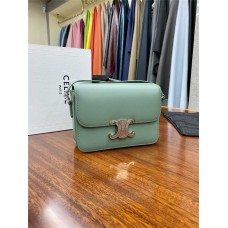 Celine Teen TRIOMPHE 18.5 X 14 X 6 cm   Model 188423 2025 new 