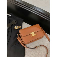 Celine TRIOMPHE medium  22.5 X 16.5 X 7.5 cm   Model 187363 2025 new 