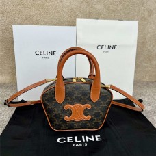 Celine  TRIOMPHE    Size: 20 X 15 X 5 cm     Model 110462 2025 new 