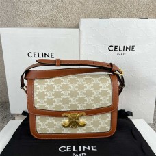 Celine TRIOMPHE 22.5 X 16.5X 7.5 cm   Model 187363 2025 new 