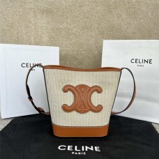 Celine CUIR TRIOMPHE   Size: 18X 22 X13 cm    Model 198243 2025 new 