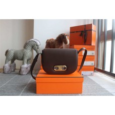 Celine MAILLON TRIOMPHE  medium  23 X 19 X 6 cm   Model 193123 2025 new 