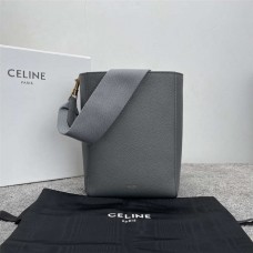 Celine SANGLE BUCKET Small  18 X 25 X 12  cm    Model 189303 2025 new 