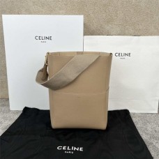 Celine SANGLE BUCKET  Size 23x33x17 cm   Model: 189593 2025 new 