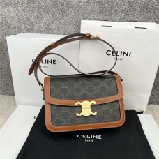 Celine TRIOMPHE 22.5 X 16.5X 7.5 cm   Model 187363 2025 new 