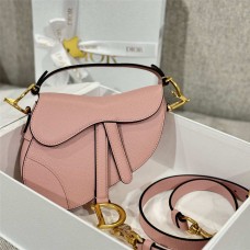 Dior Saddle   Size: 19×16×5cm 2025 new 