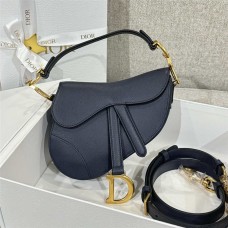 Dior Saddle   Size: 19×16×5cm 2025 new 