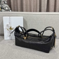 Dior D Journey   Size: 33×16×15 2025 new 