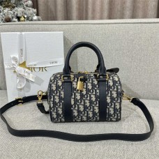 Dior Groove 20.5x13.5x12cm 2025 new 