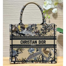 Dior book tote   Size: 26.5 * 21 * 14cm 2025 new 