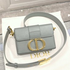 Dior 30 Montaign Box   Size: 17.5 x 11.5 x 5 2025 new 