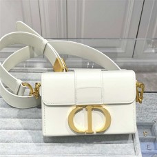 Dior 30 Montaign Box   Size: 17.5 x 11.5 x 5 2025 new 