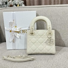 Dior Lady Dior   Size: 17 x 15 ×7cm 2025 new 