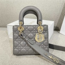 Dior Lady Dior   Size: 20*17*8cm 2025 new 