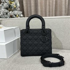 Dior Lady Dior   Size: 24*20*11 2025 new 
