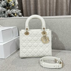 Dior Lady Dior   Size: 24*20*11 2025 new 