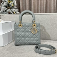 Dior Lady Dior   Size: 24*20*11 2025 new 