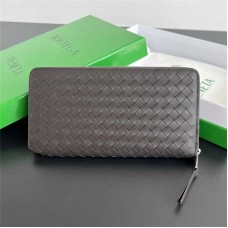 Bottega Venate wallet  new 