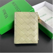 Bottega Venate wallet  new 