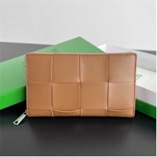Bottega Venate wallet  new 