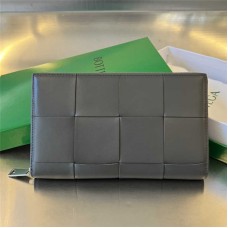 Bottega Venate wallet  new 