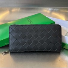 Bottega Venate wallet  new 