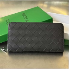 Bottega Venate wallet  new 
