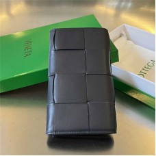 Bottega Venate wallet  new 