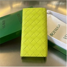 Bottega Venate wallet  new 