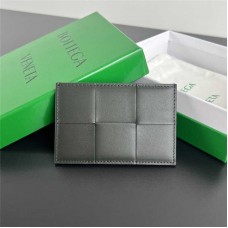 Bottega Venate wallet  new 