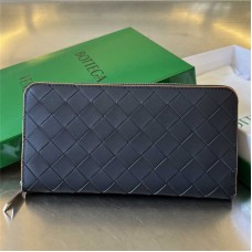 Bottega Venate wallet  new 