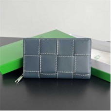 Bottega Venate wallet  new 